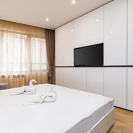 Duos Of Delight Matching Urban Apartments For Your Plovdiv Adventure Exterior photo