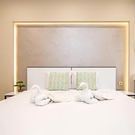 Duos Of Delight Matching Urban Apartments For Your Plovdiv Adventure Exterior photo