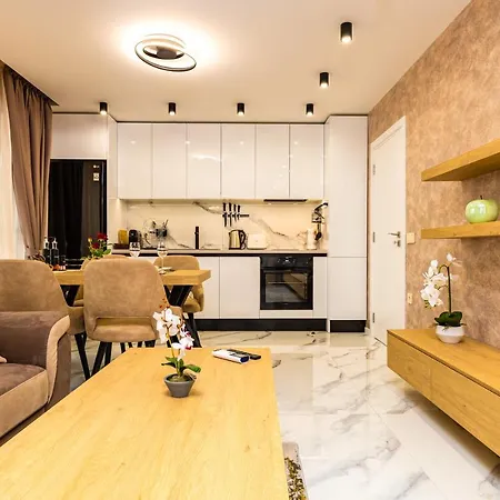 Duos Of Delight Matching Urban Apartments For Your Plovdiv Adventure Exterior photo