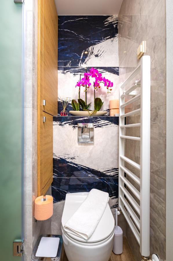 Duos Of Delight Matching Urban For Your Adventure Apartment Plowdiw